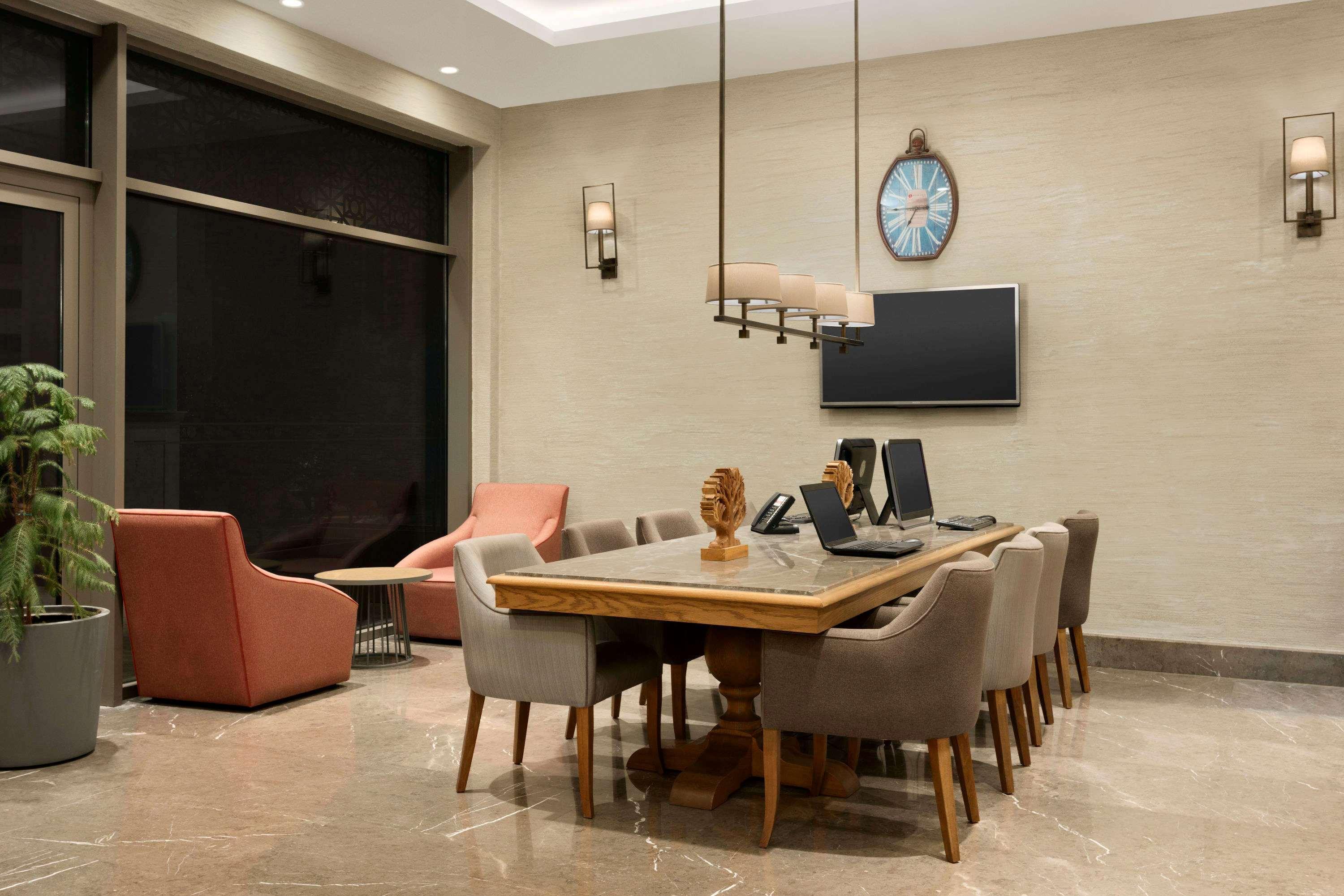 Ramada Hotel & Suites Adana Exterior foto